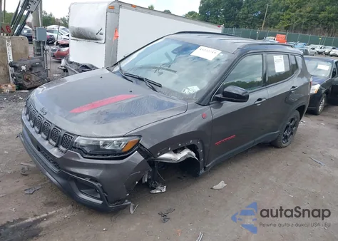 2023 Jeep Compass Trailhawk 4X4 из США, поврежденный, VIN 3C4NJDDNXPT554255